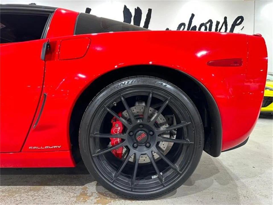 2010 Chevrolet Corvette C6 - Image 25 of 30
