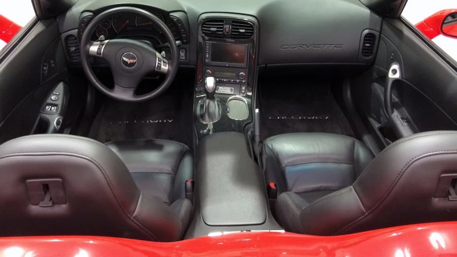 2010 Chevrolet Corvette C6 - Image 3 of 4