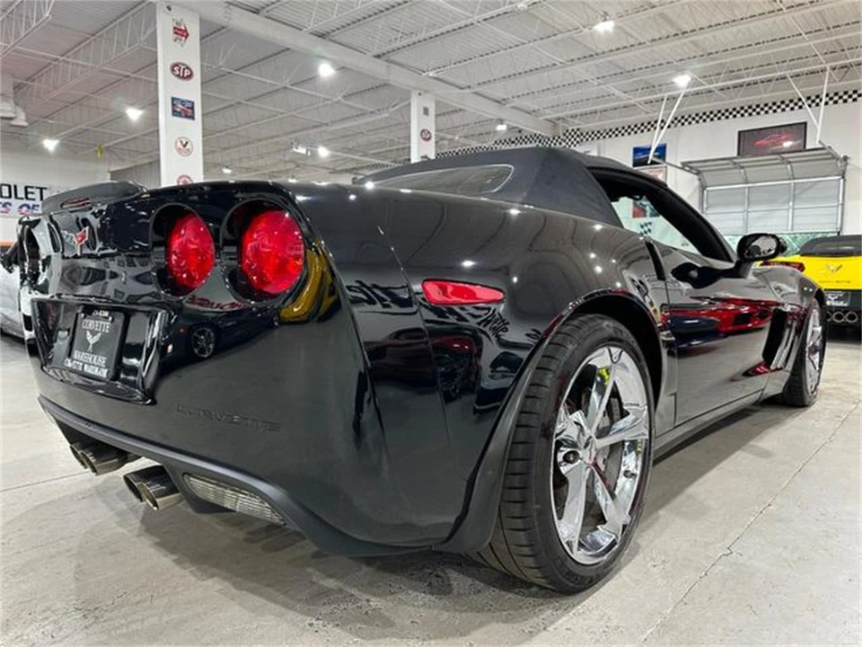 2010 Chevrolet Corvette C6 - Image 19 of 27