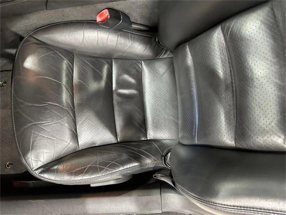 2010 Chevrolet Corvette C6 - Image 19 of 30