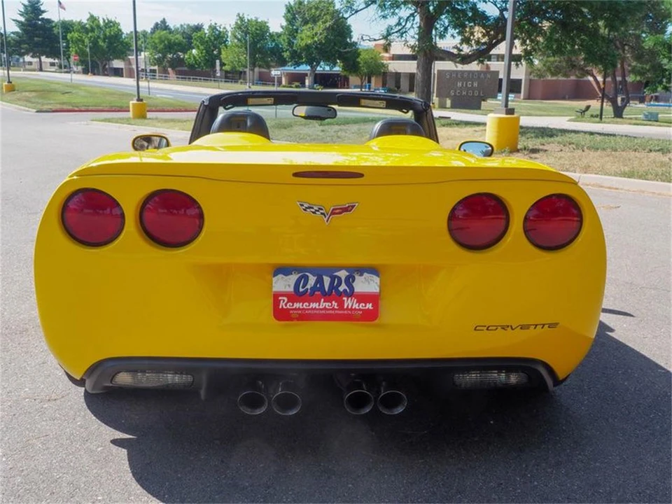 2010 Chevrolet Corvette C6 - Image 21 of 31