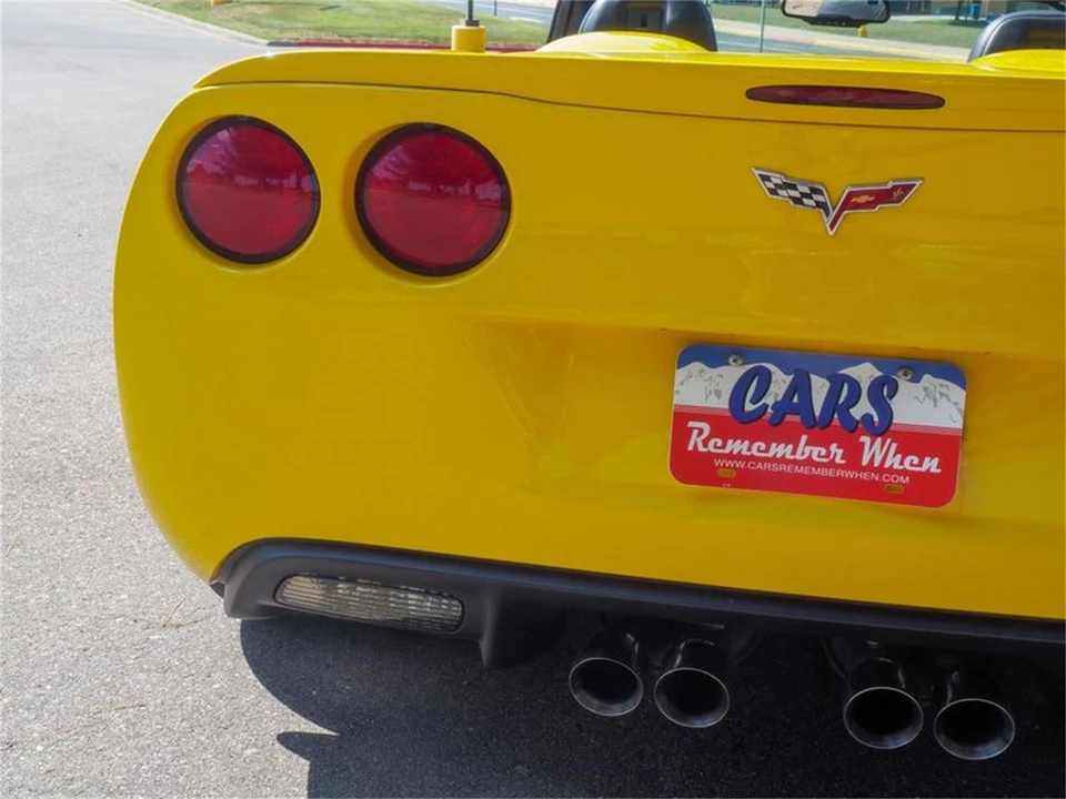 2010 Chevrolet Corvette C6 - Image 25 of 31