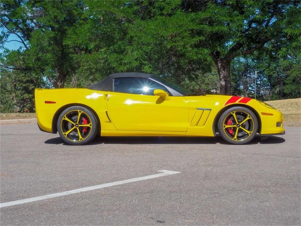 2010 Chevrolet Corvette C6 - Image 11 of 31