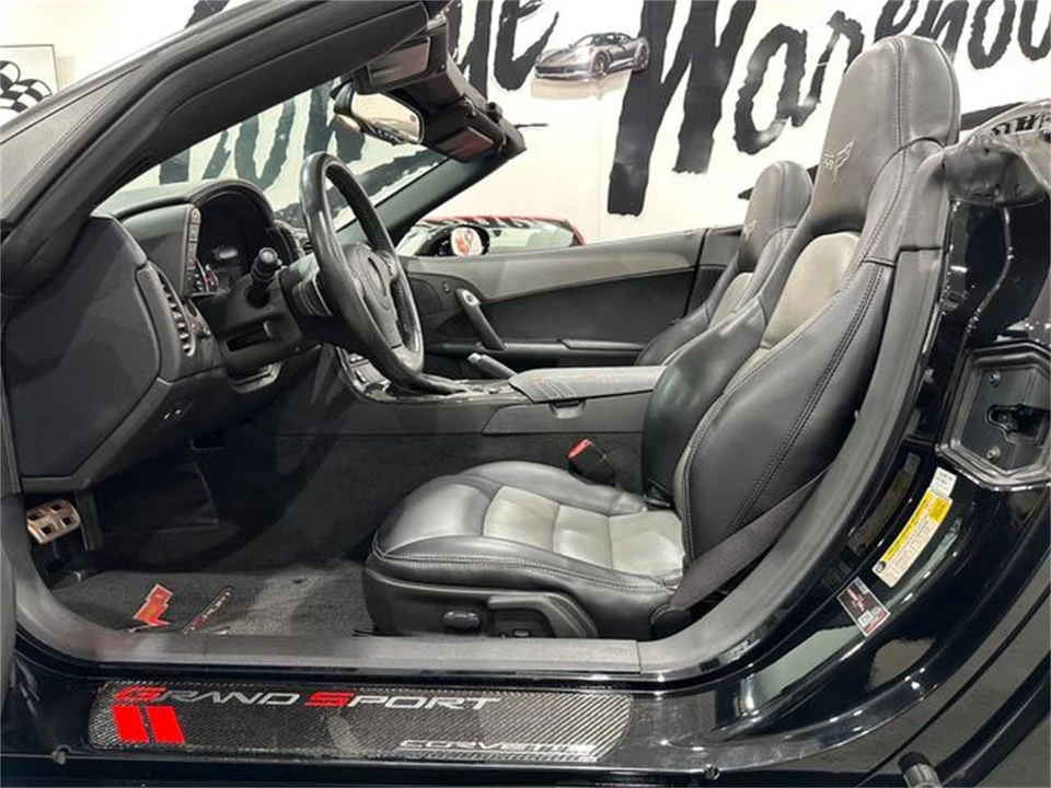 2010 Chevrolet Corvette C6 - Image 10 of 30
