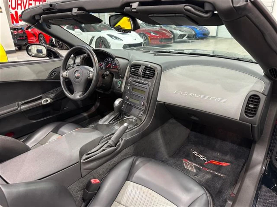 2010 Chevrolet Corvette C6 - Image 9 of 30