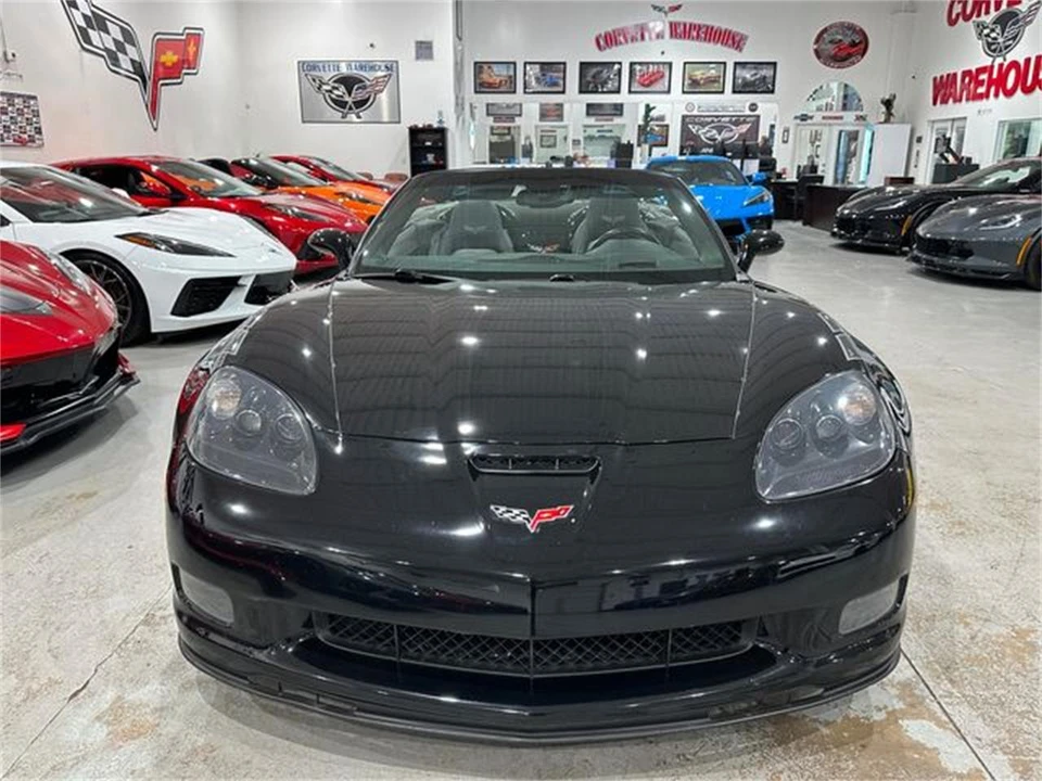 2010 Chevrolet Corvette C6 - Image 20 of 30