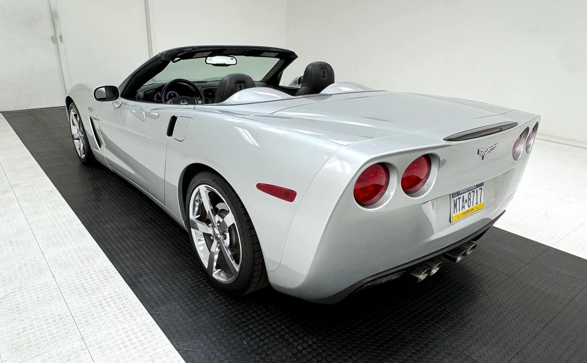 2010 Chevrolet Corvette C6 - Image 6 of 31