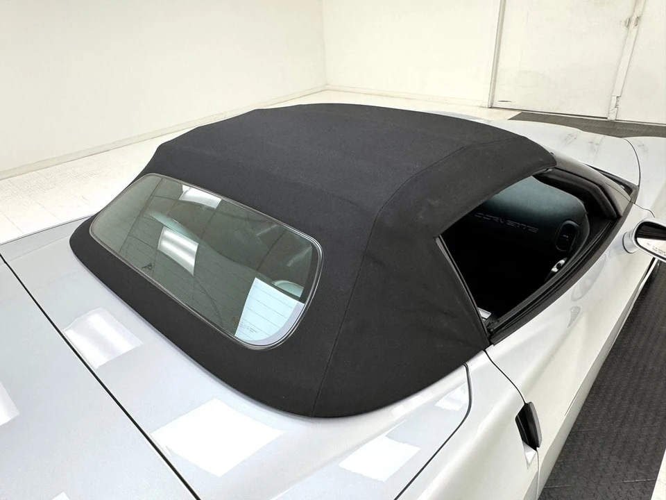 2010 Chevrolet Corvette C6 - Image 25 of 31