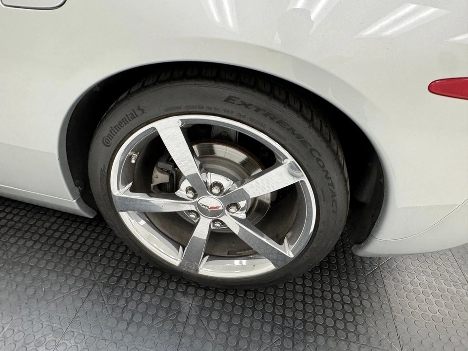 2010 Chevrolet Corvette C6 - Image 22 of 31