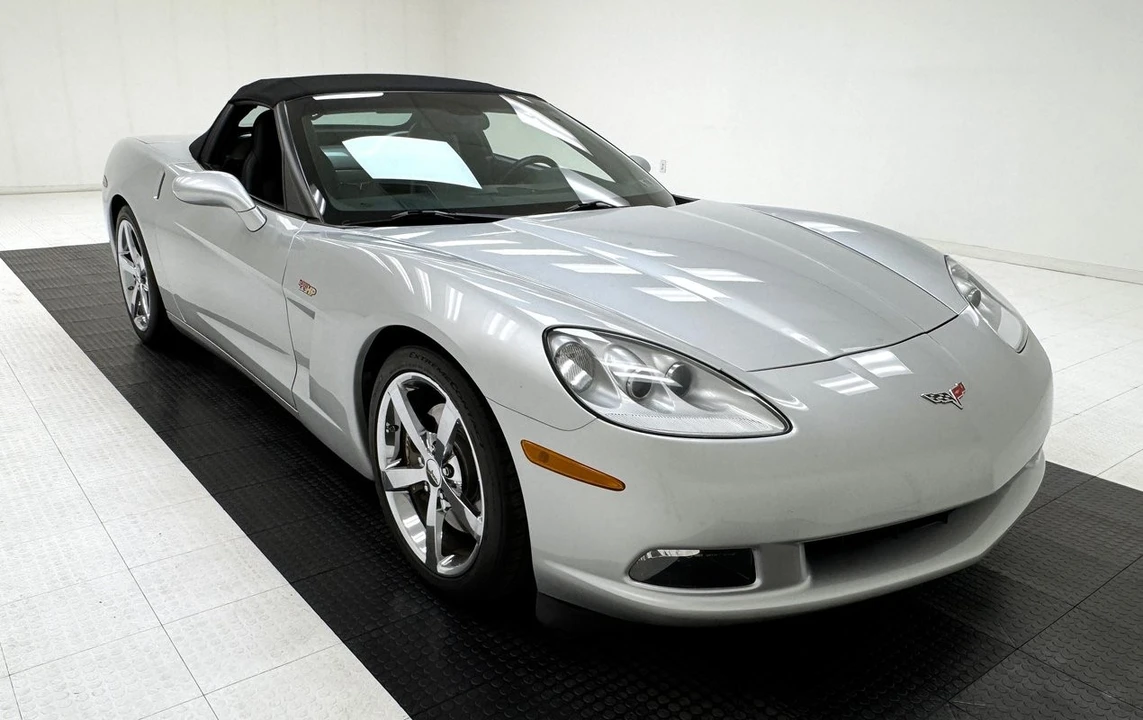 2010 Chevrolet Corvette C6 - Image 10 of 31