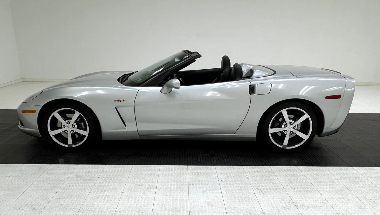 2010 Chevrolet Corvette C6 - Image 4 of 31