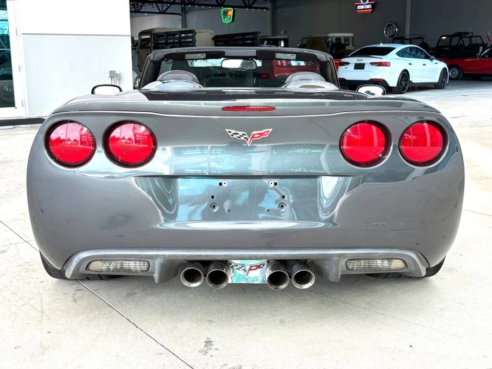 2010 Chevrolet Corvette C6 - Image 7 of 12