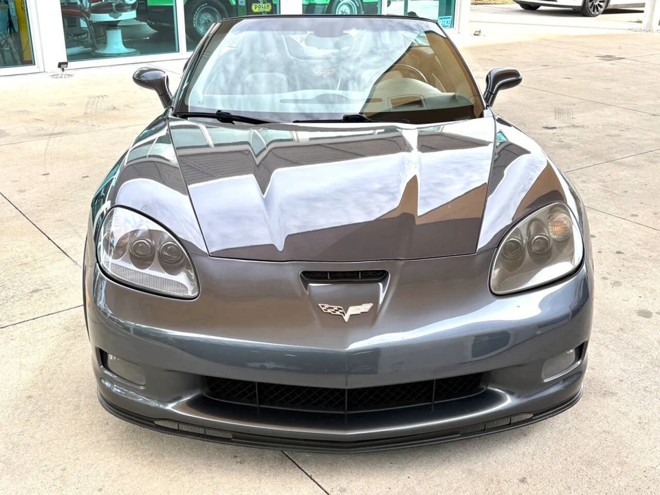 2010 Chevrolet Corvette C6 - Image 3 of 12