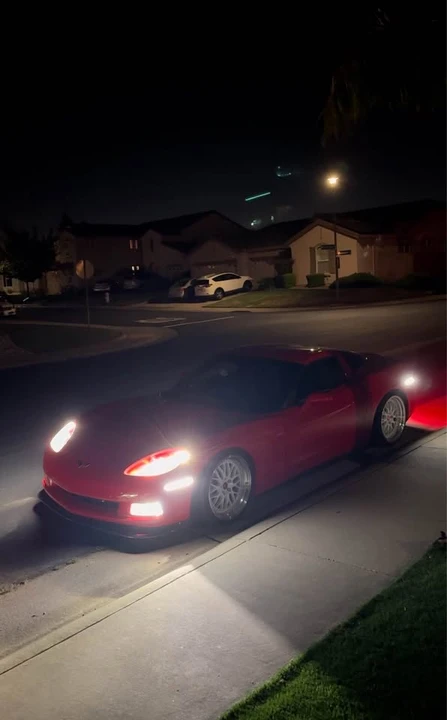 2010 Chevrolet Corvette C6 - Image 10 of 11