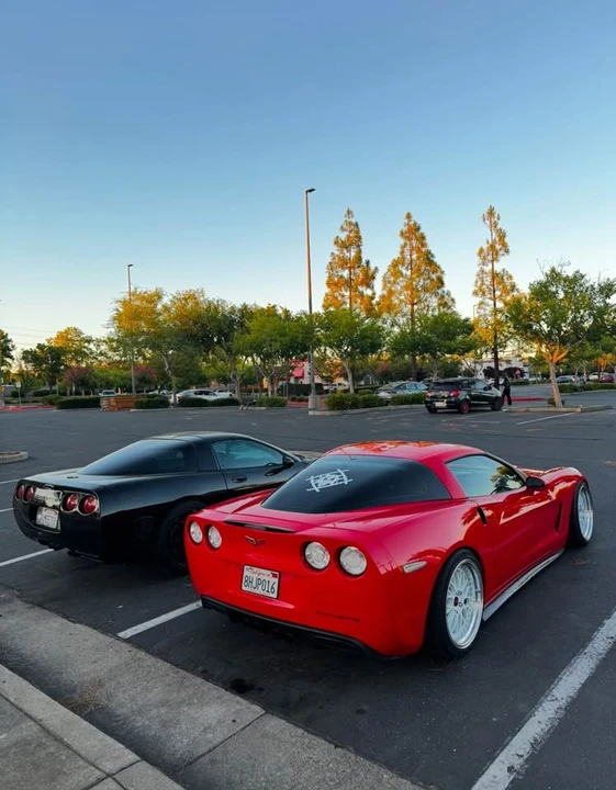 2010 Chevrolet Corvette C6 - Image 8 of 11