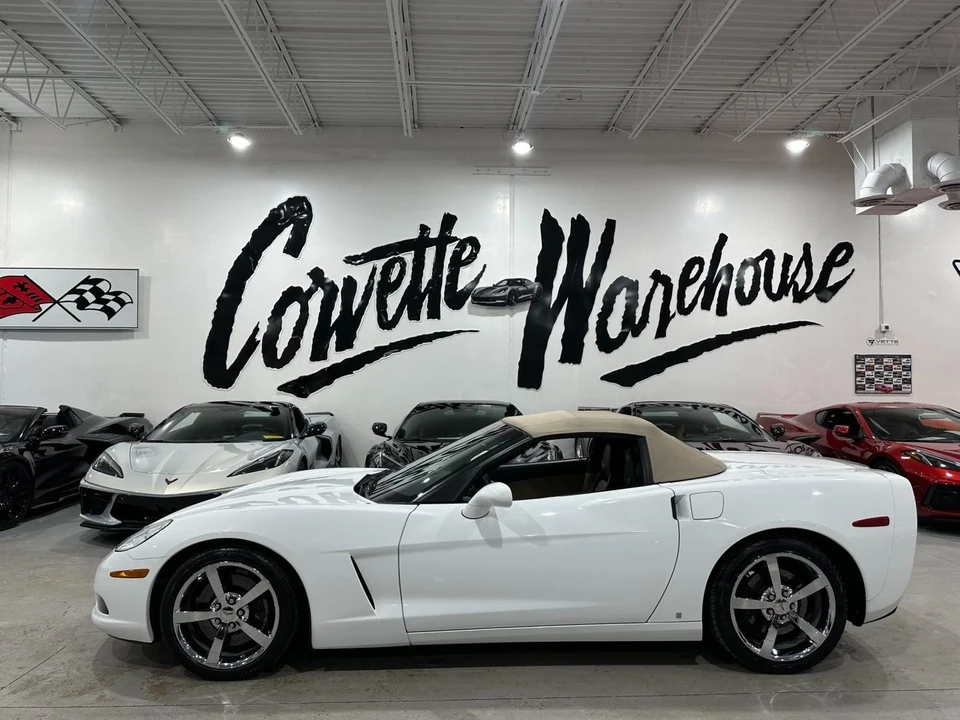 2010 Chevrolet Corvette C6 - Image 2 of 12