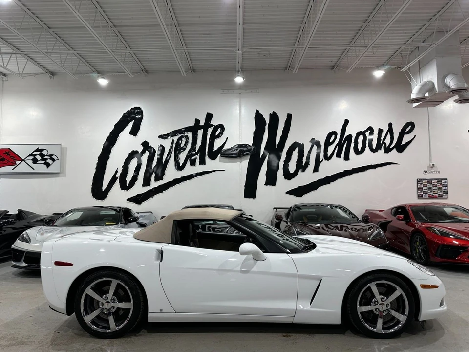 2010 Chevrolet Corvette C6 - Image 10 of 21