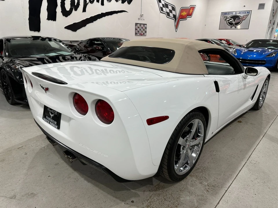 2010 Chevrolet Corvette - Image 9 of 21