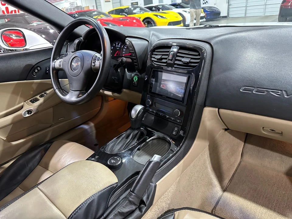 2010 Chevrolet Corvette - Image 12 of 21