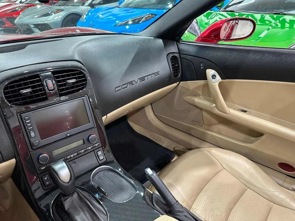 2010 Chevrolet Corvette C6 - Image 15 of 21