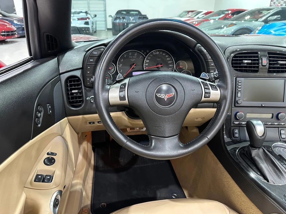 2010 Chevrolet Corvette C6 - Image 10 of 21