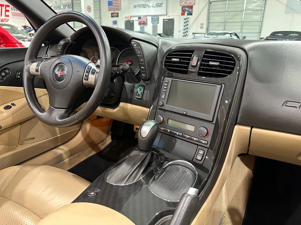 2010 Chevrolet Corvette C6 - Image 14 of 21