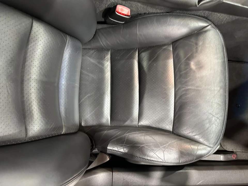 2010 Chevrolet - Image 21 of 21