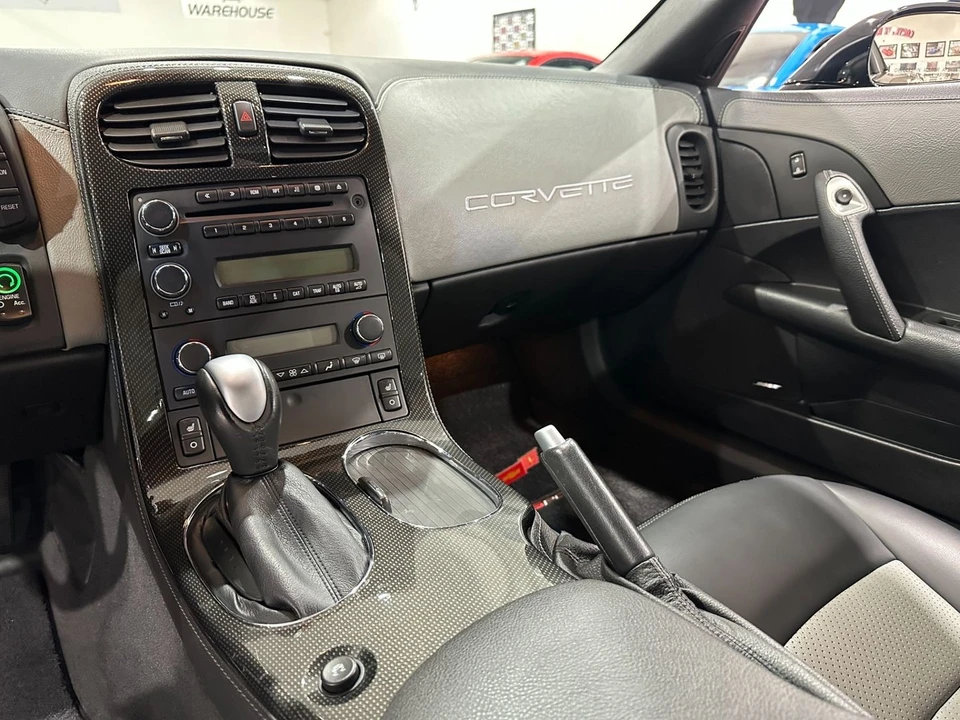 2010 Chevrolet Corvette C6 - Image 17 of 21