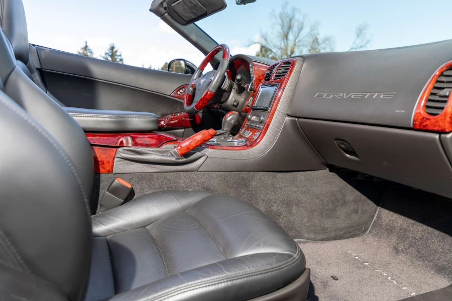 2010 Chevrolet Corvette Callaway - Image 25 of 31