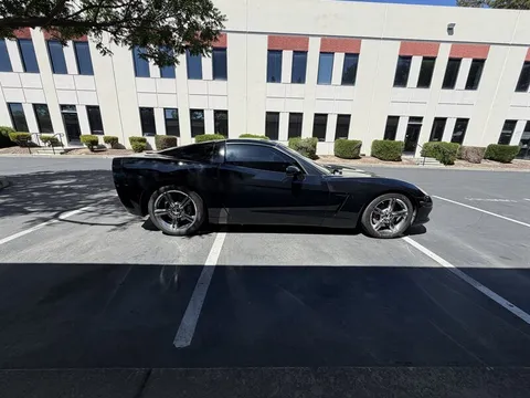 2010 Chevrolet Corvette C6 - Image 2 of 2