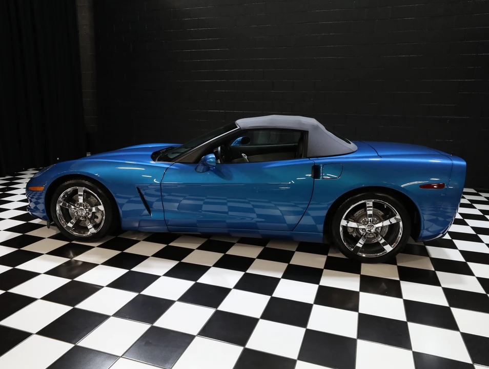 2010 Chevrolet Corvette C6 - Image 8 of 31