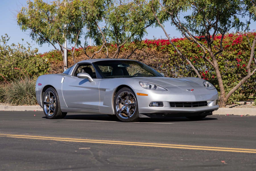 2010 Chevrolet Corvette C6 - Image 6 of 30