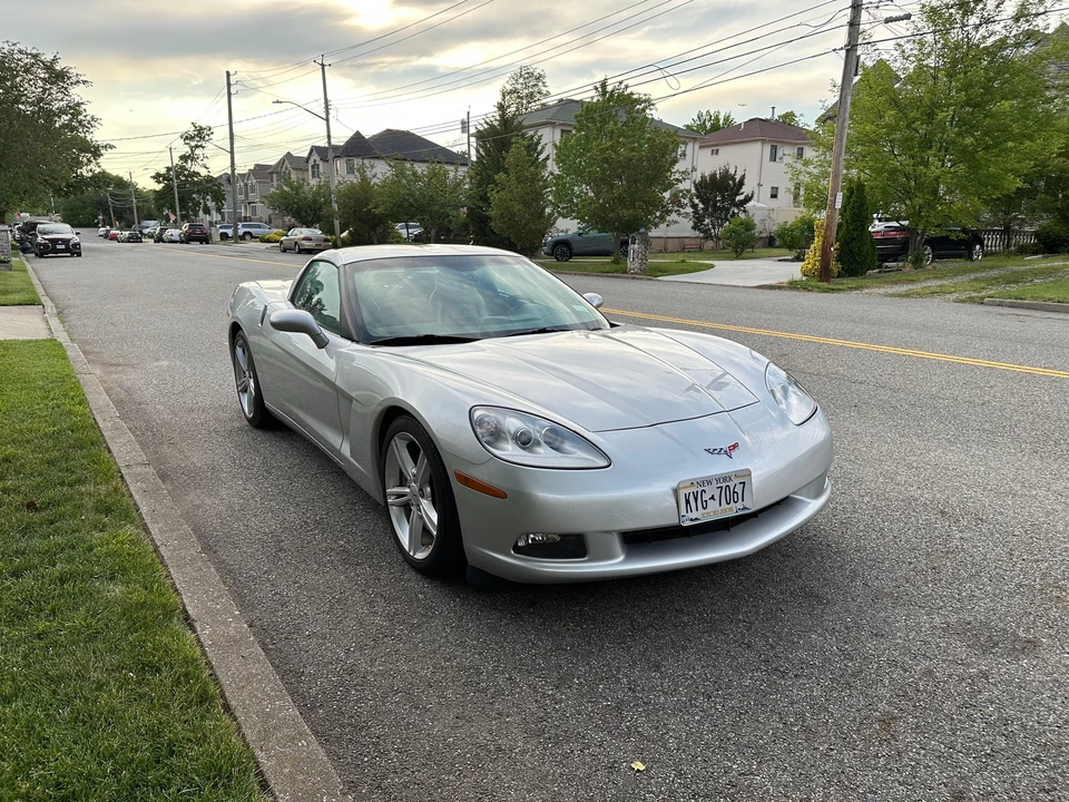 2010 Chevrolet Corvette C6 - Image 26 of 31