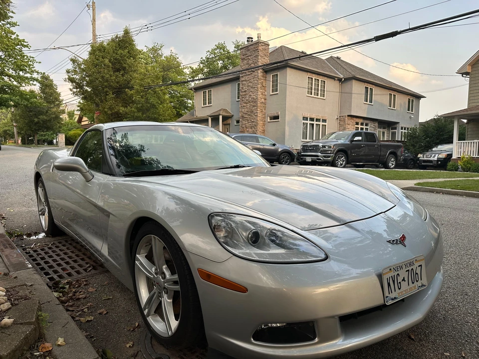 2010 Chevrolet Corvette C6 - Image 29 of 31