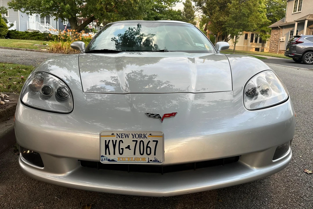 2010 Chevrolet Corvette C6 - Image 6 of 31