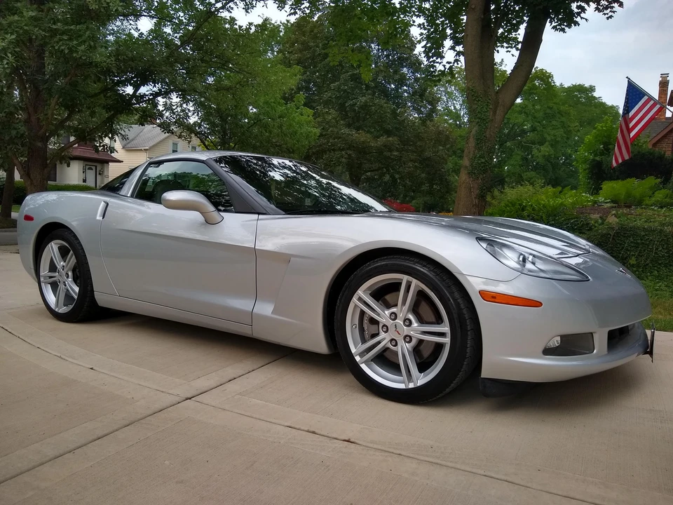 2010 Chevrolet Corvette C6 - Image 22 of 31