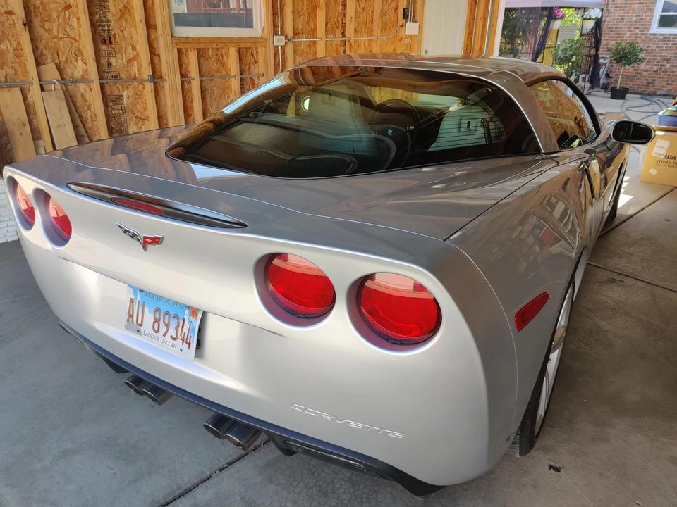 2010 Chevrolet Corvette C6 - Image 17 of 31