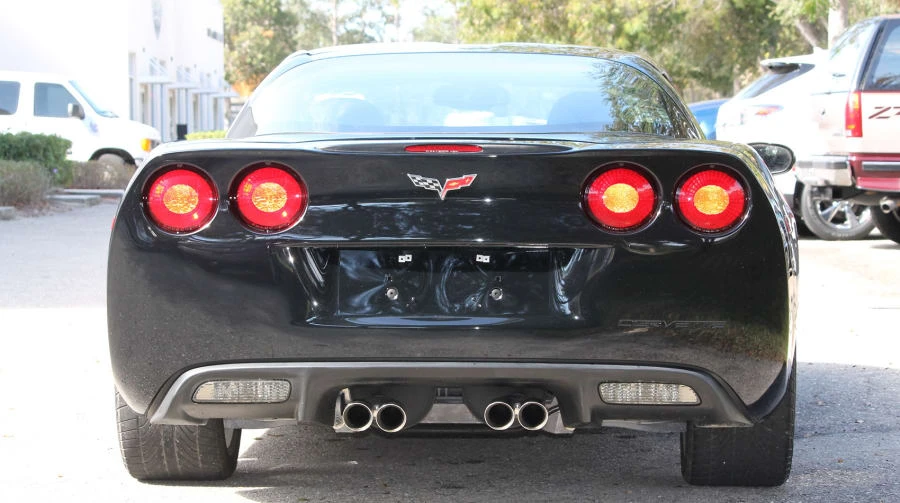 2010 Chevrolet Corvette C6 - Image 3 of 12
