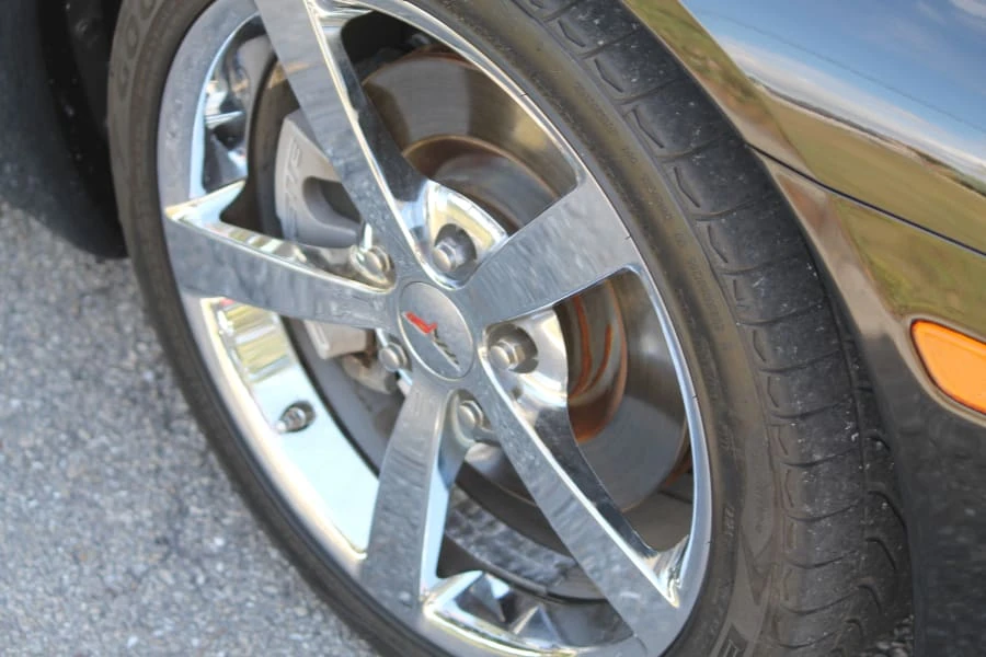 2010 Chevrolet Corvette C6 - Image 10 of 12