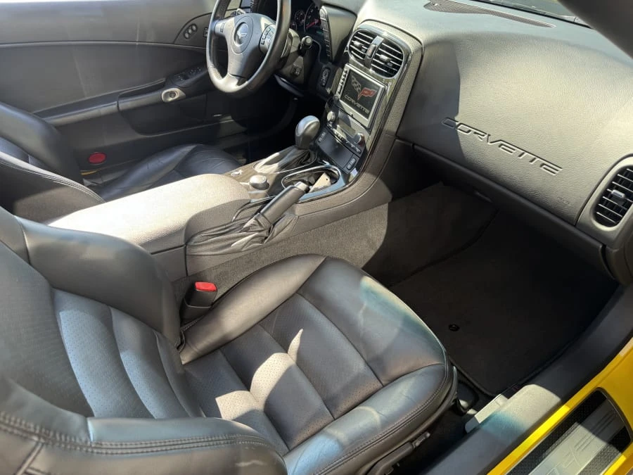2010 Chevrolet Corvette C6 - Image 8 of 10
