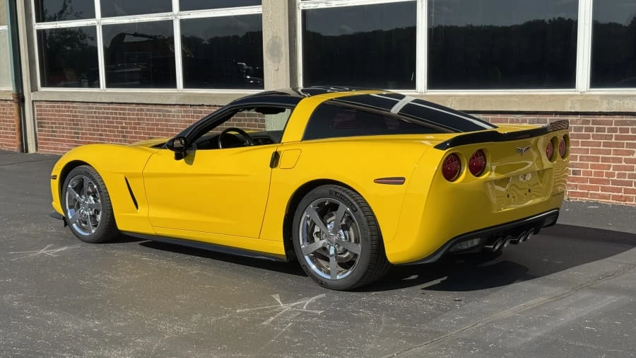 2010 Chevrolet Corvette C6 - Image 3 of 10