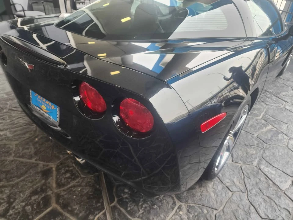 2010 Chevrolet Corvette C6 - Image 3 of 8