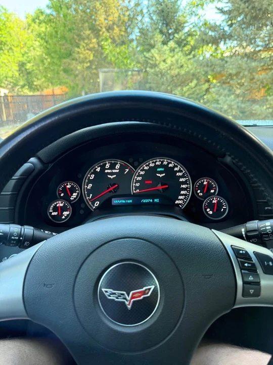 2010 Chevrolet Corvette C6 - Image 9 of 11