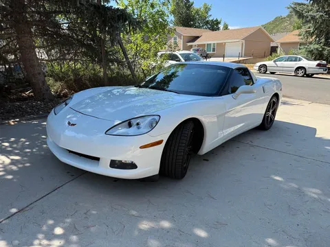 2010 Chevrolet Corvette C6 - Image 2 of 11