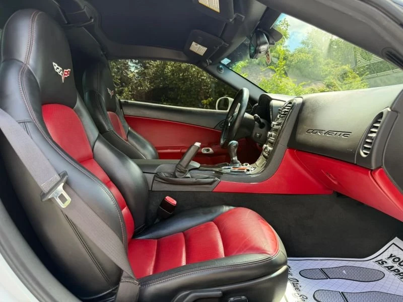 2010 Chevrolet Corvette C6 - Image 18 of 20