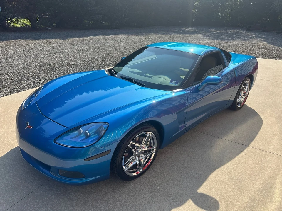 2010 Chevrolet Corvette C6 - Image 3 of 21