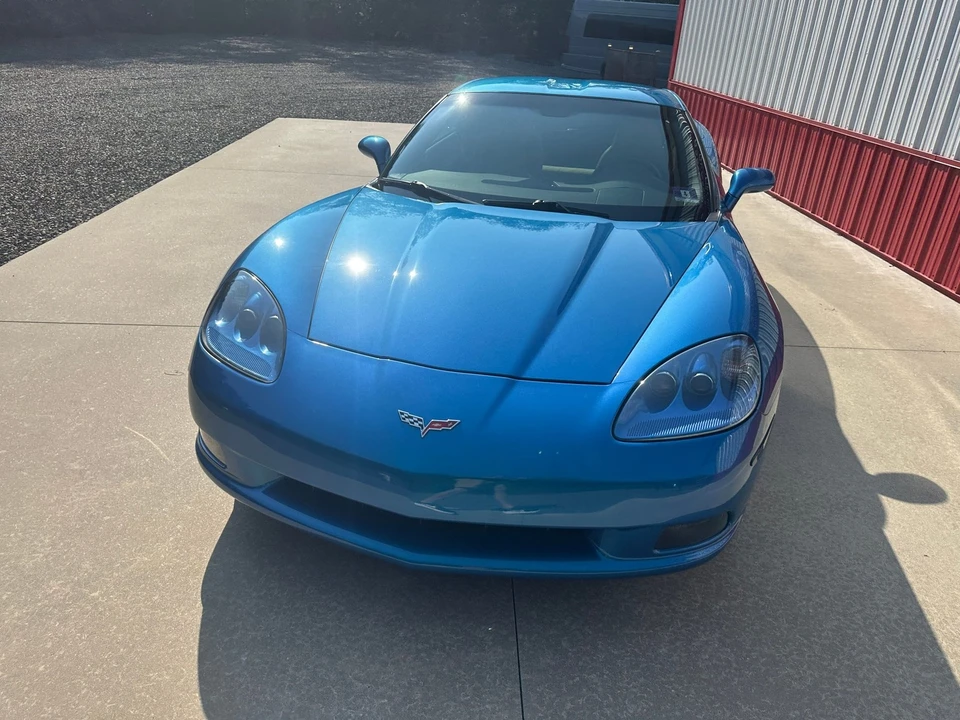 2010 Chevrolet Corvette C6 - Image 15 of 21