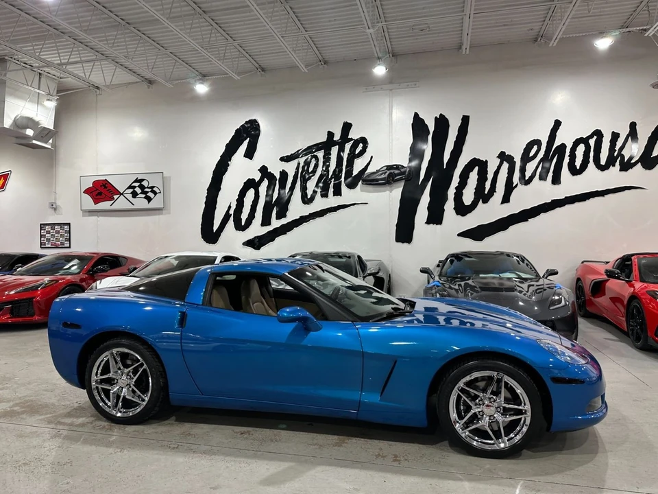 2010 Chevrolet Corvette C6 - Image 11 of 21