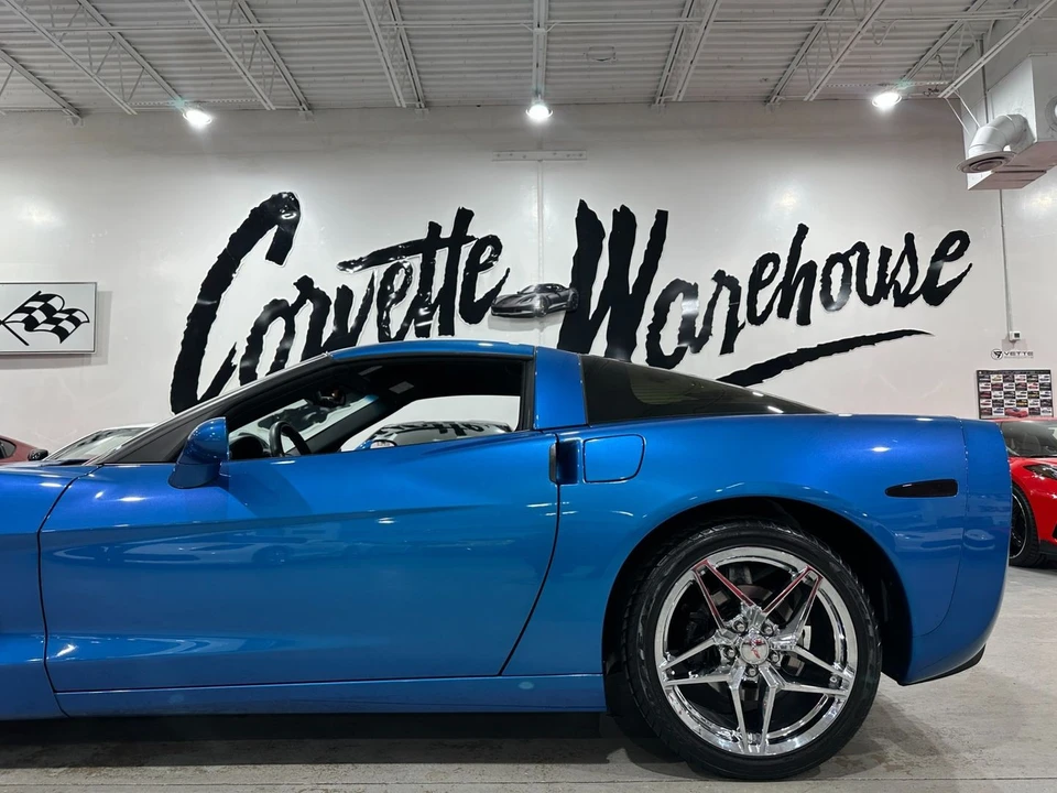 2010 Chevrolet Corvette C6 - Image 8 of 21
