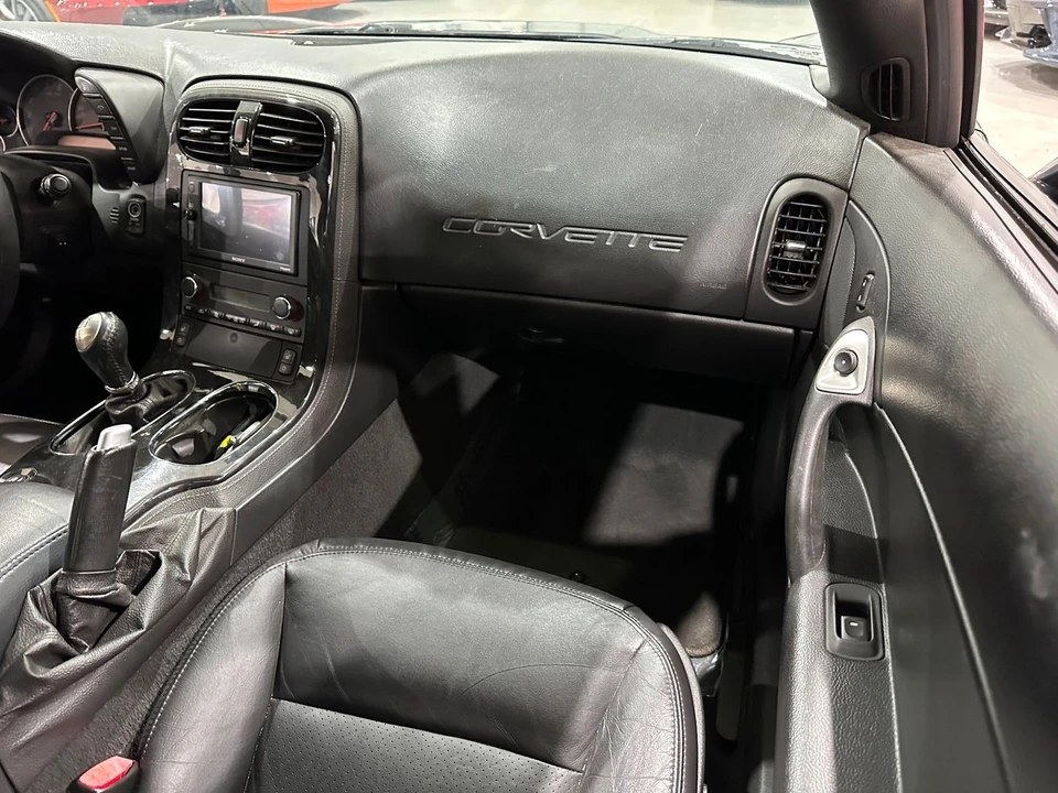 2010 Chevrolet Corvette C6 Grand Sport - Image 13 of 21